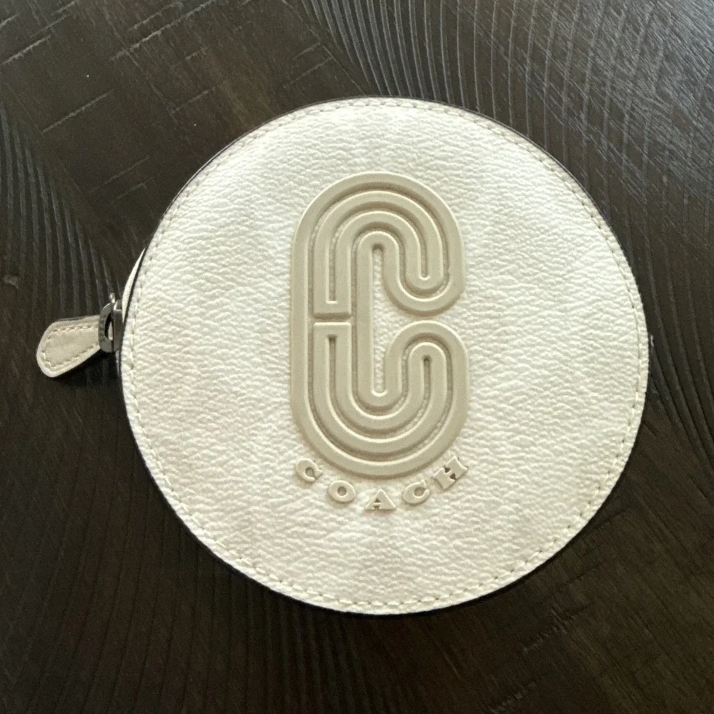 Coach Round Hybrid Pouch In Signature Canvas Central Embossed Coach Patch NWOT